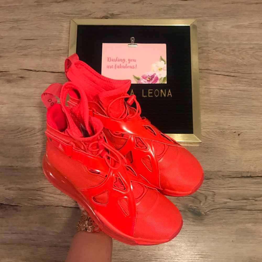 NEW Nike Jordan Air Latitude 720 Red October Sneakers, AV5187-600